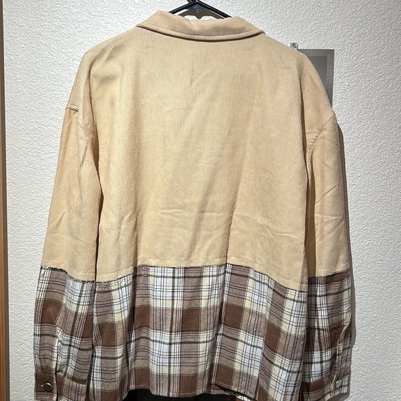 Andtheway Shacket - Picture 5 of 7